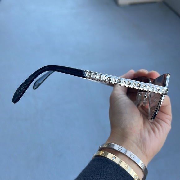 Prada sunglasses with sprinkles - Picture 3 of 8